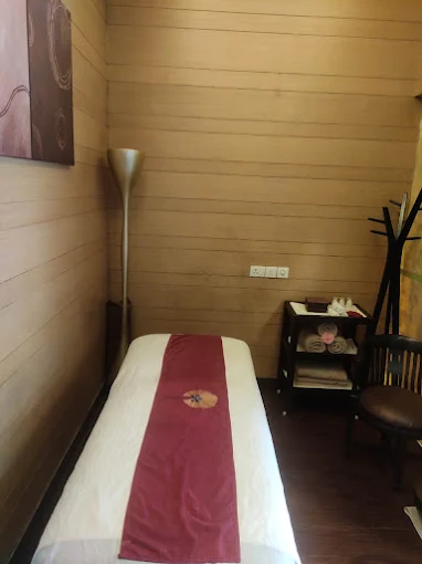 R3 Spa - Gurugram(Sohna Road)